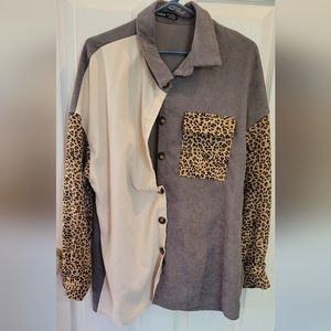 Lightweight colorblock top